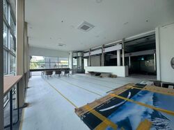 Hola Centre (D14), Retail #613747381